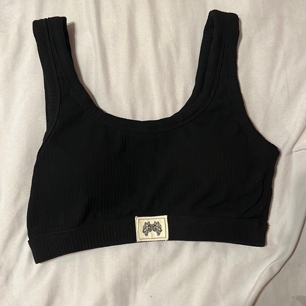 Darc sports bra